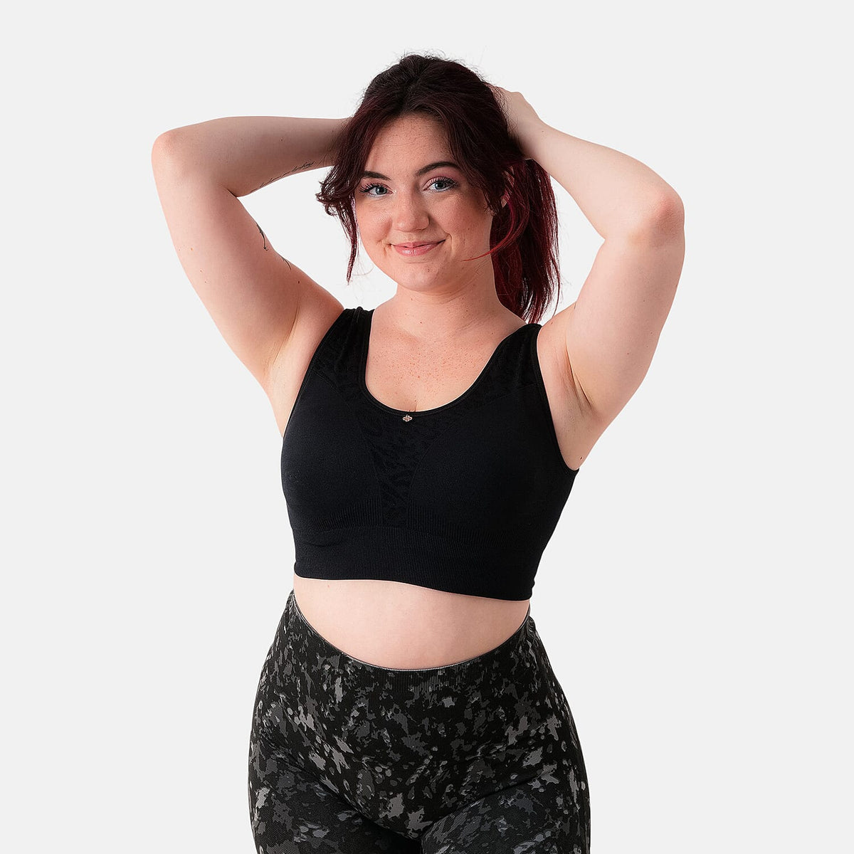 Breezies Black Active Comfort Seamless Wirefree Contour Bra - L