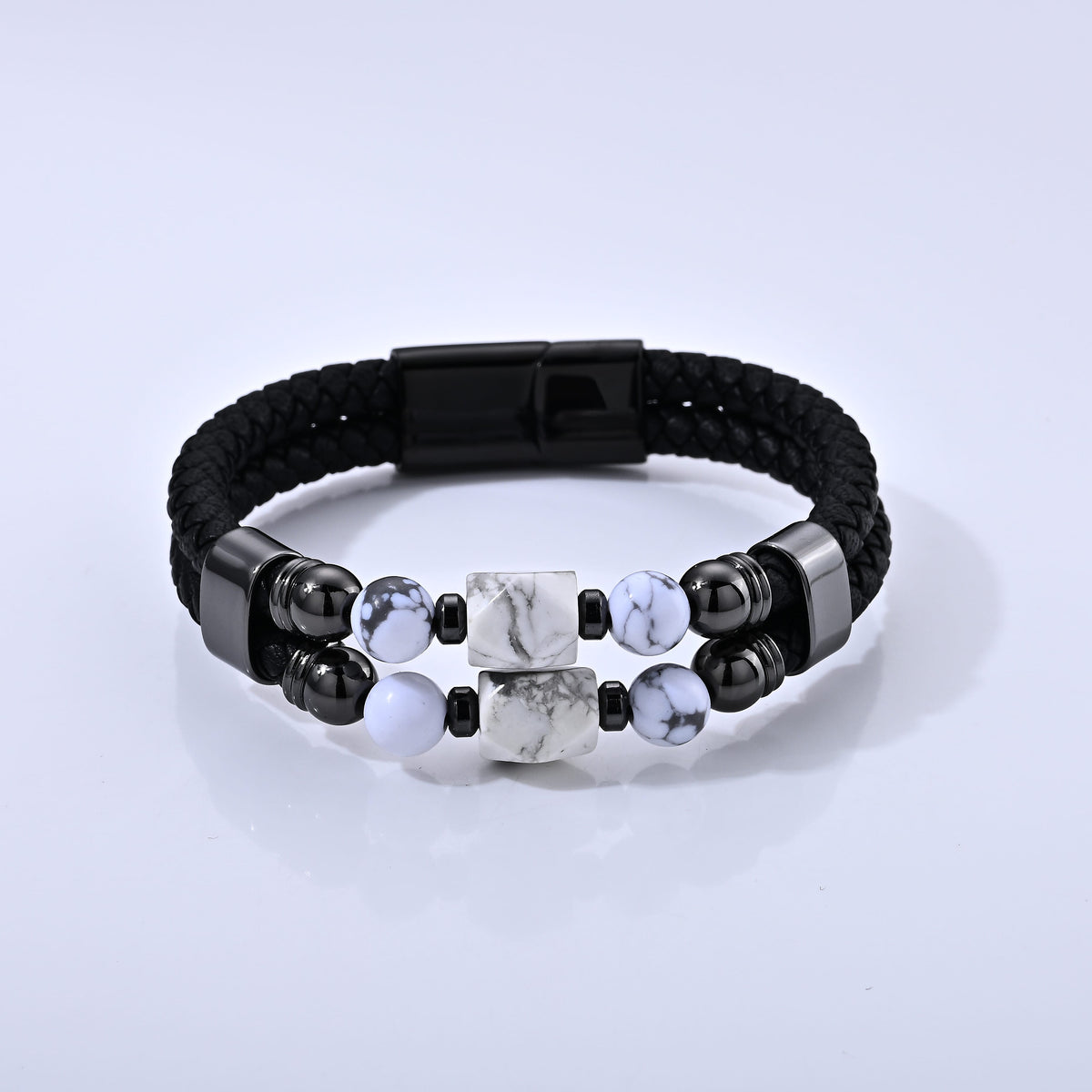 Green Aventurine 50.00 ctw Leather Bracelet in ION Plated Black Stainless Steel (8.50 In)