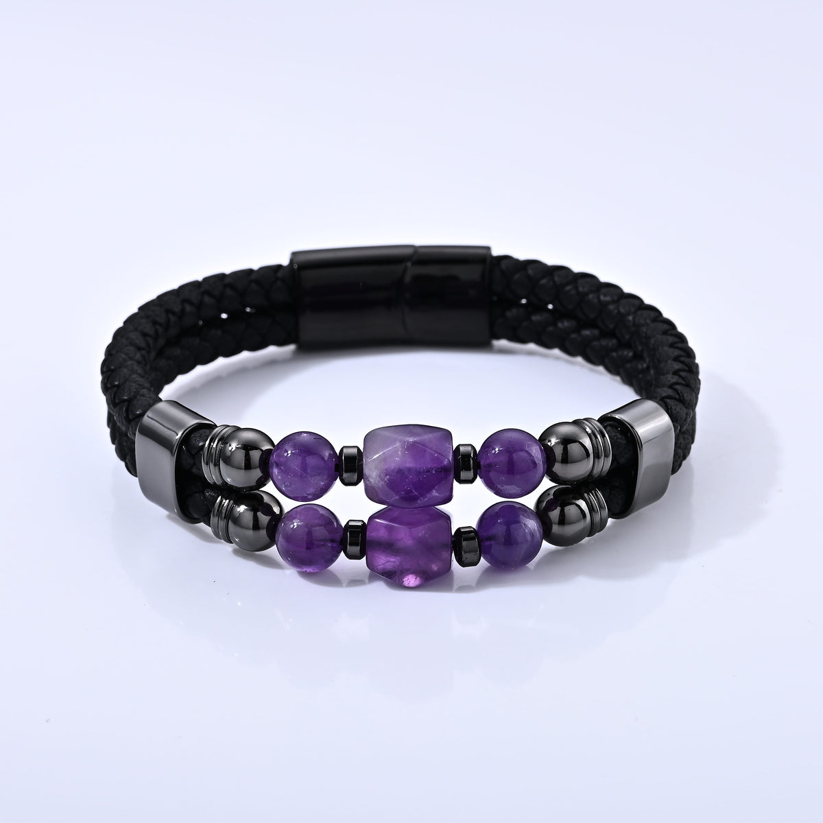 Green Aventurine 50.00 ctw Leather Bracelet in ION Plated Black Stainless Steel (8.50 In)