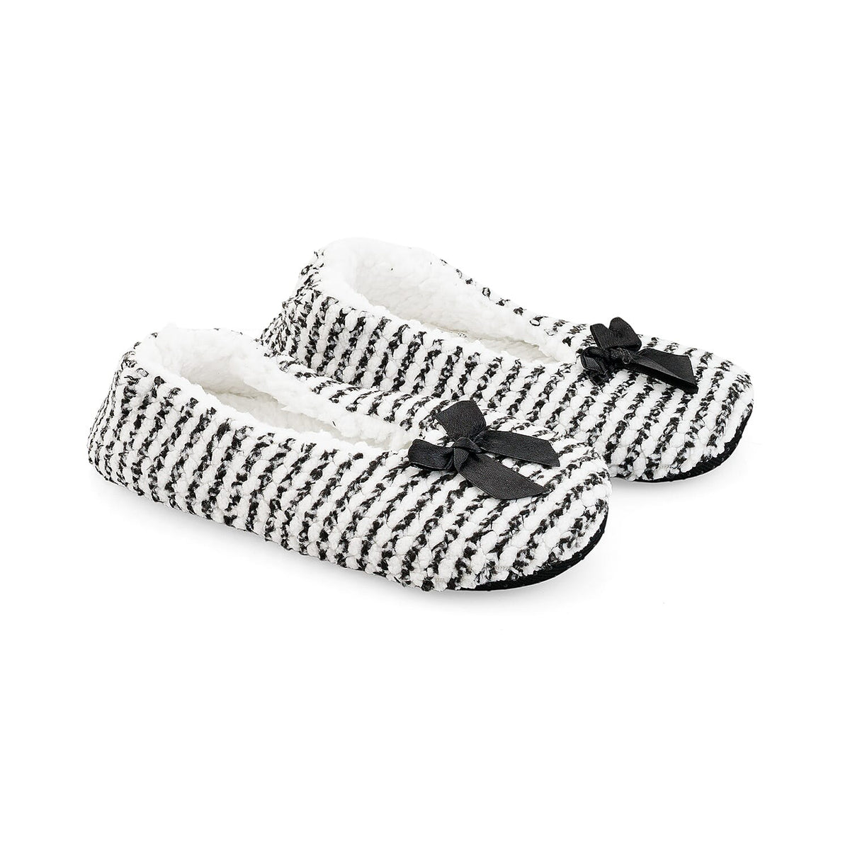 Mossimo Pink Slippers With Grippers Size 4-8