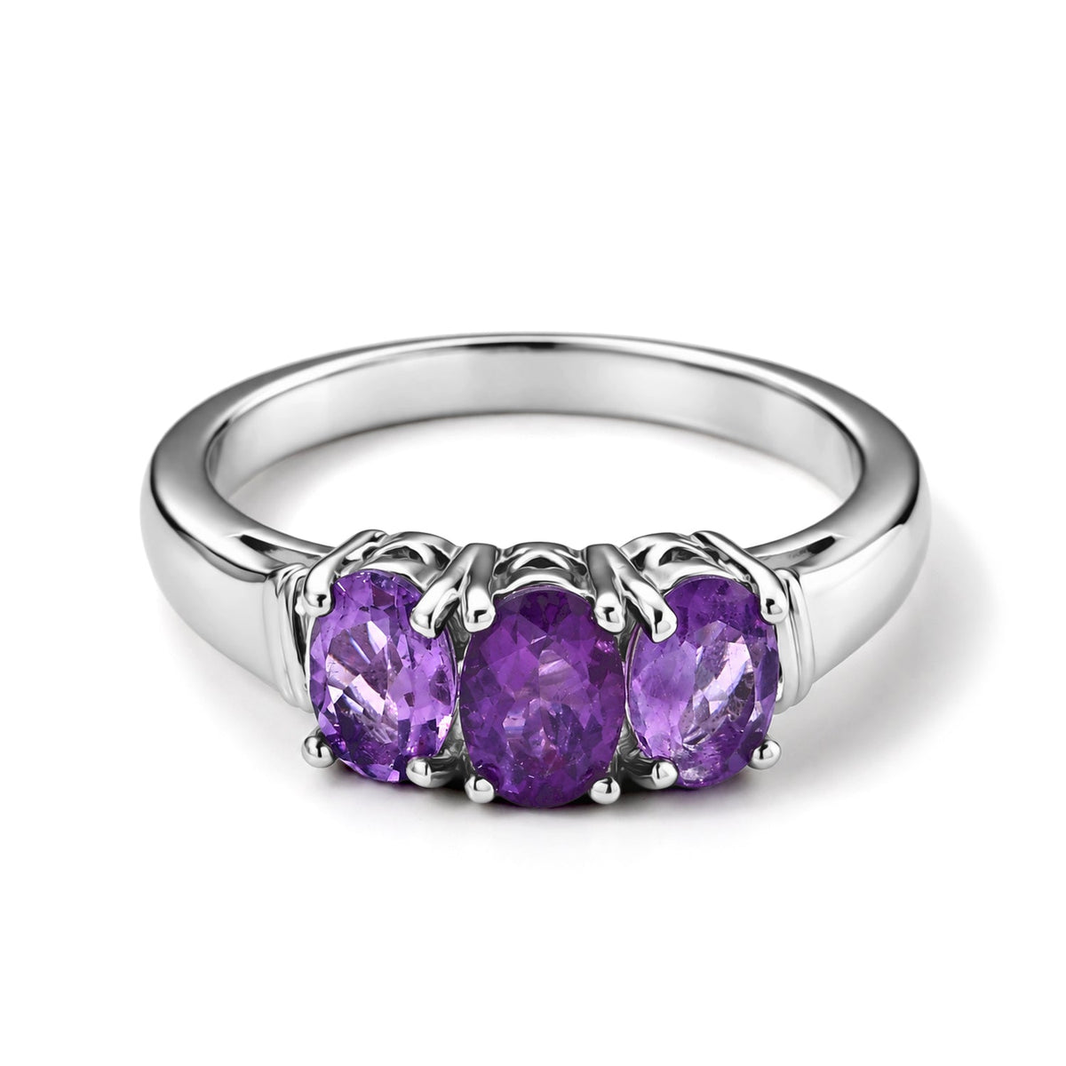 EverTrue Kanchanaburi Blue Sapphire 1.75 ctw Ring in Platinum Bond (Size 10.0)