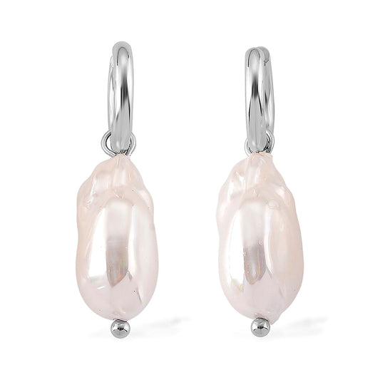 White Shell Pearl Earrings in Stainless Steel 8355247