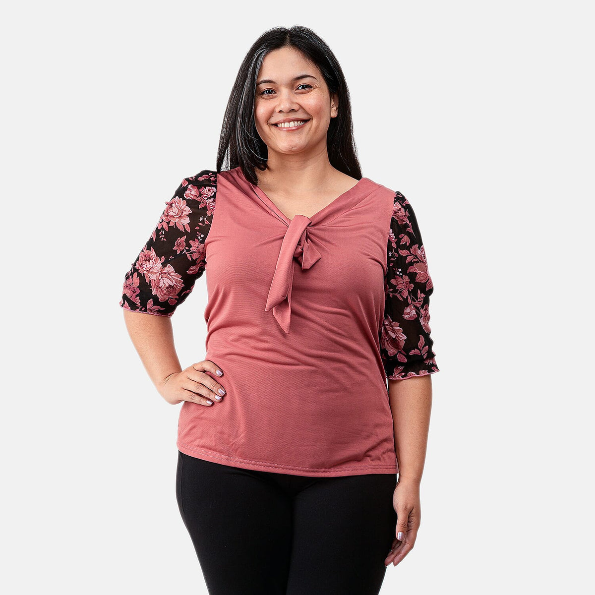Daily Line Black with Cheetah Print Sleeve Top - S