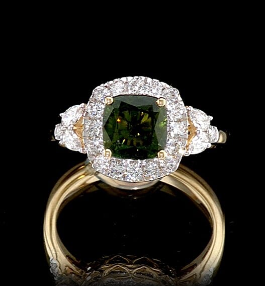Certified and Appraised 10K Yellow Gold AAA Milanoa Green Sapphire, Luxuriant Lab Grown Diamond (G-H, SI) (0.62 cts) Ring (Size 10.0) 2.40 ctw