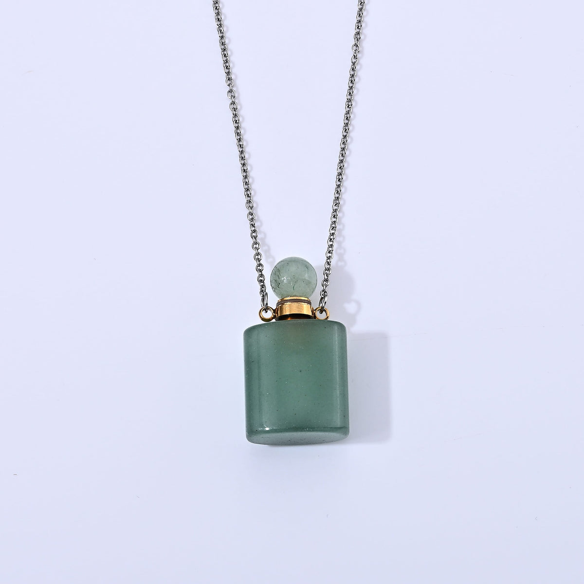 Green Aventurine Pendant Necklace (20 Inches) in Stainless Steel 40.00 ctw