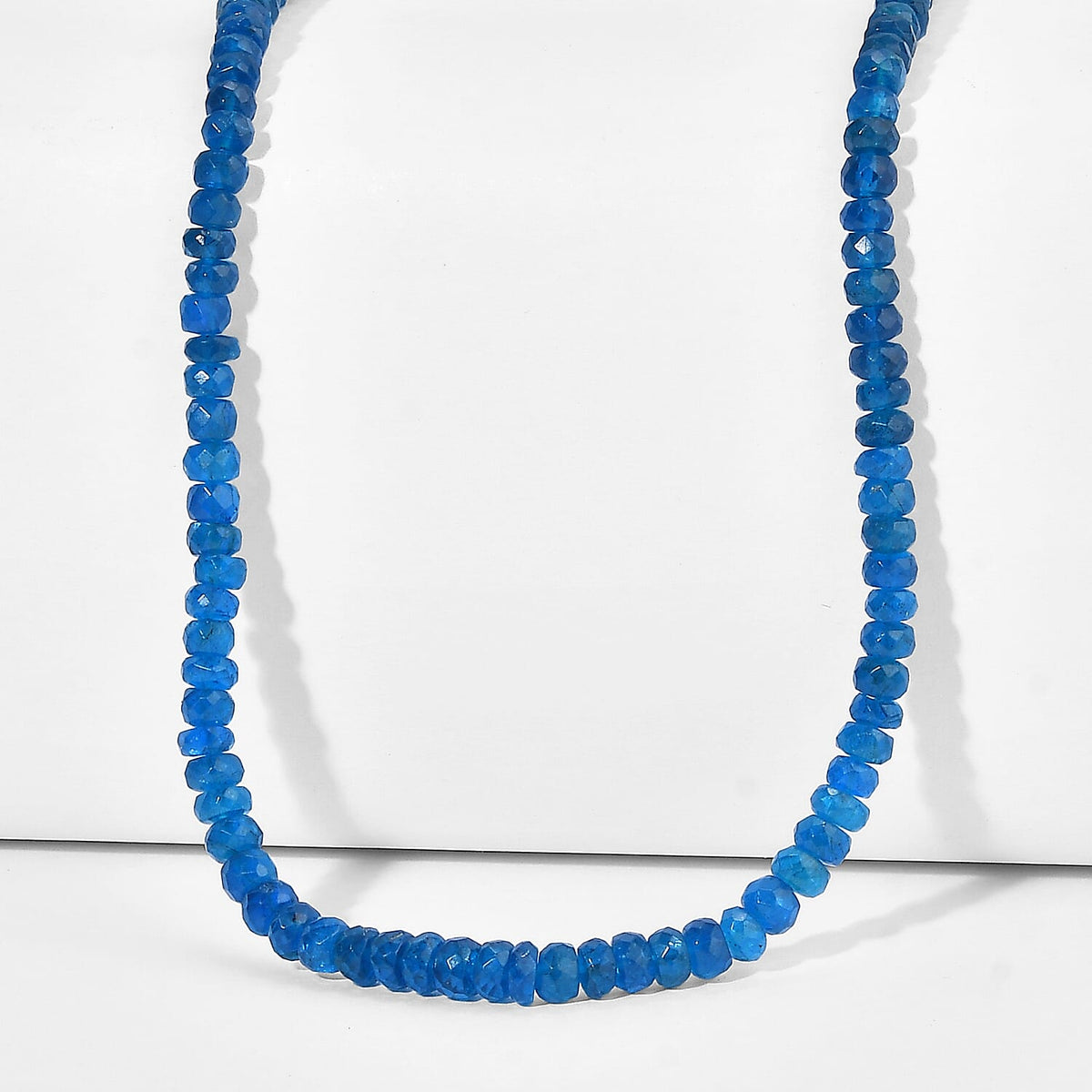 D''Joy AAA Malgache Neon Apatite Necklace (18 Inches) in Rhodium Over Sterling Silver 80.00 ctw