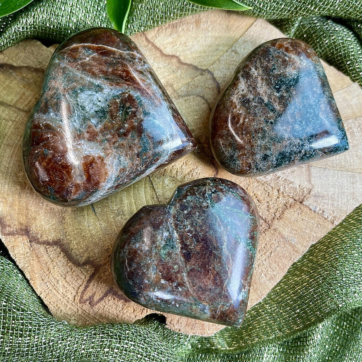 Puffy Green Garnet Heart 2.5-3.5