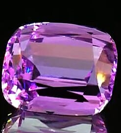 AAAA Patroke Kunzite (Oct Free Size) 40.00 ctw