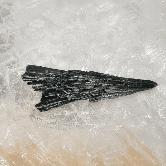 Natural Black Kyanite Spear 1-2"