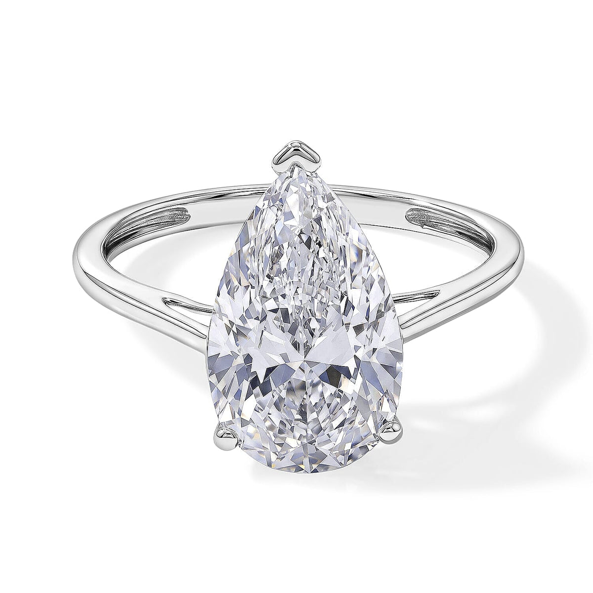 Luxuriant Lab Grown Diamond G VS 5.00 ctw Ring in 14K White Gold (Size 8.0)
