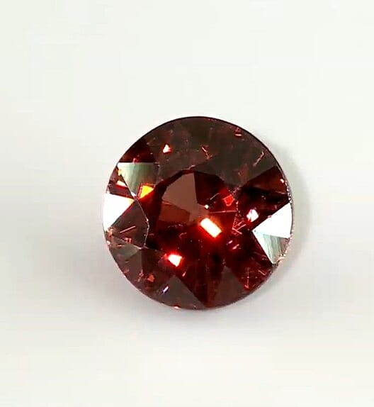 AAAA Red Zircon (Rnd 6 mm) 1.20 ctw