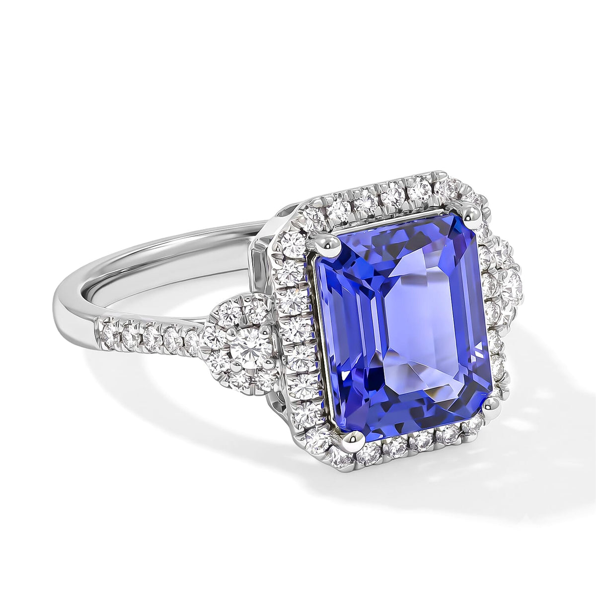 Certified and Appraised Rhapsody 950 Platinum AAAA Tanzanite, Diamond (E-F, VS) Ring (Size 10.0) (6.6 g) 4.00 ctw