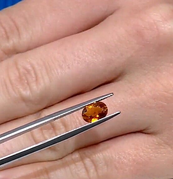 AAAA Sunset Tourmaline (Oval 8x6 mm) 1.00 ctw